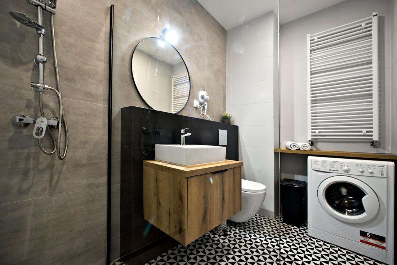 Komputerowa Serviced Apartments By P&O Warschau Exterior foto